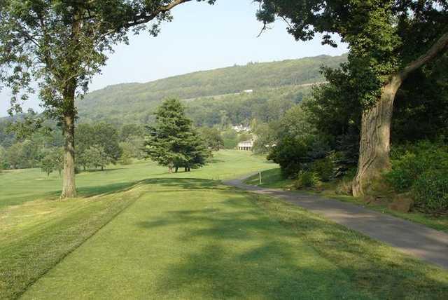 Valley Country Club - photo 5