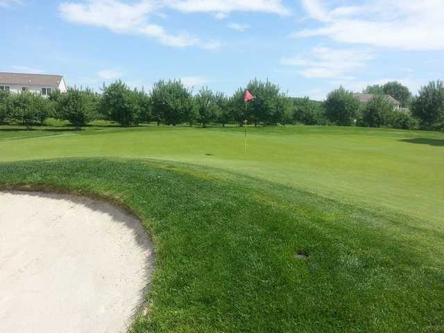Apple Greens Golf Course - photo 6