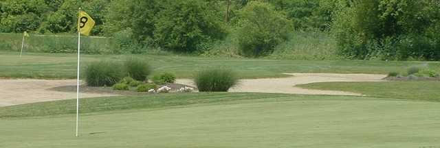 Robin's Nest Par-3 & Driving Range