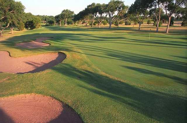 Lubbock Country Club - photo 4