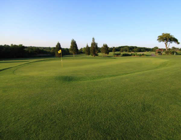 Jamestown Golf Course - photo 1