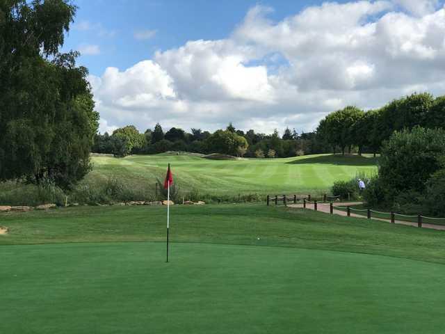 Hurtmore Golf Club - photo 5