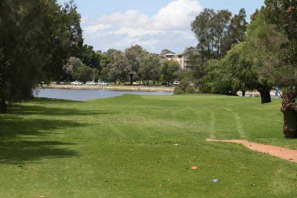 Barnwell Park Golf Club - photo 6
