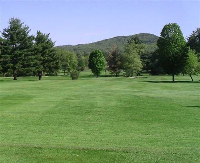 Angus Lea Golf Course - photo 2