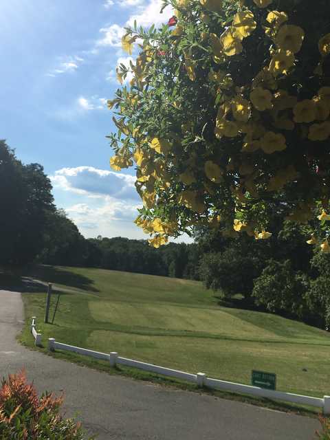 Winston Lake Golf Course - photo 3