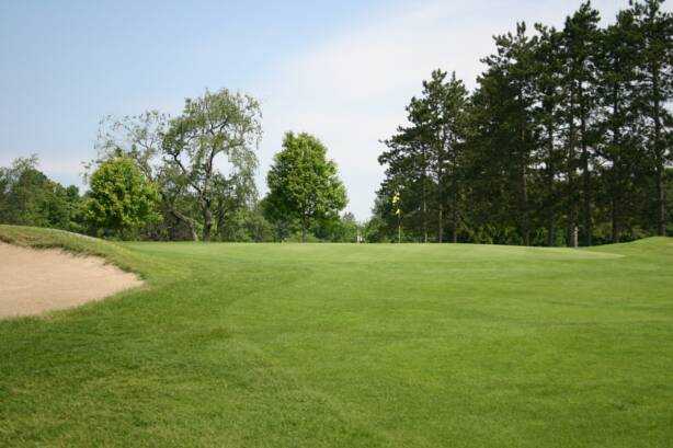 Monoosnock Country Club - photo 4
