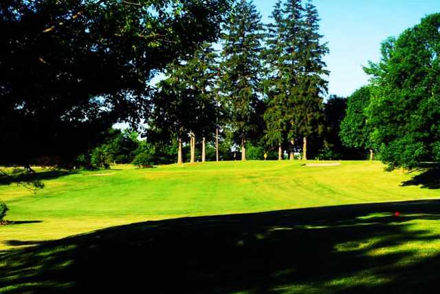 Burford Golf Links - photo 2