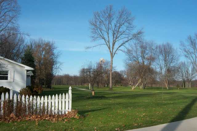Garver Lake Golf Course - photo 2