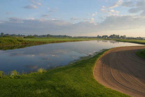 Hawk Meadows Golf Course - photo 3