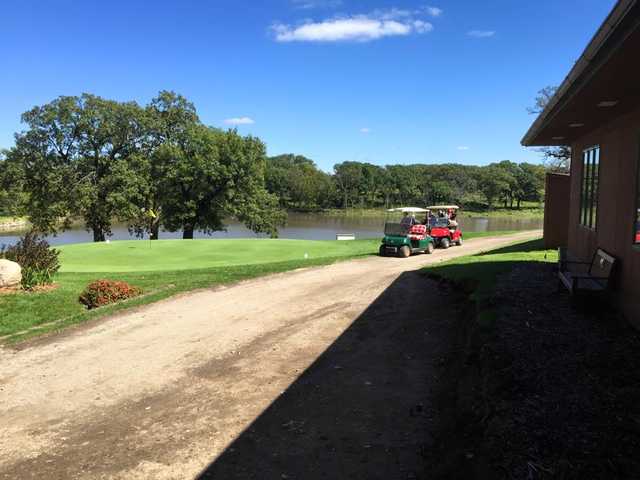Happy Hollow Country Club - photo 2
