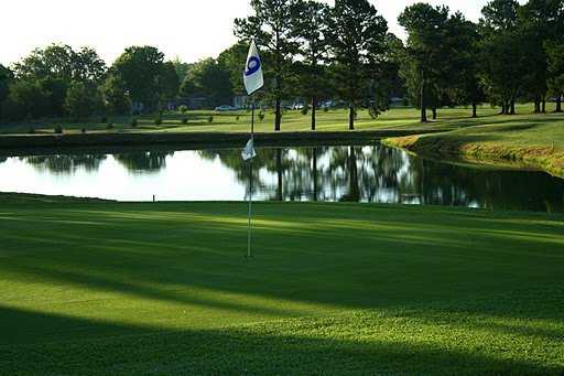 Crewe Country Club - photo 3