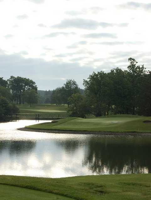 Hawthorne Hills Country Club - photo 5