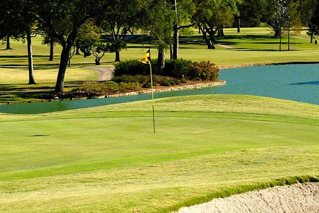 Riverbend Country Club - photo 2