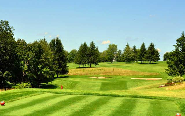 Quaker Hill Country Club - photo 2
