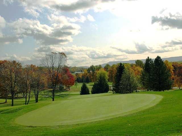 The Pines Country Club - photo 4