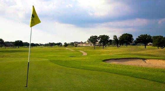 Oakmont - photo 2