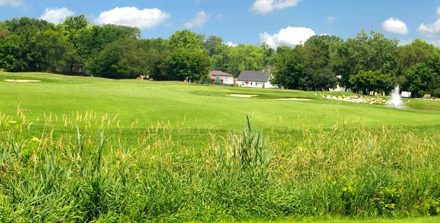 Water's Edge Golf Club - photo 2