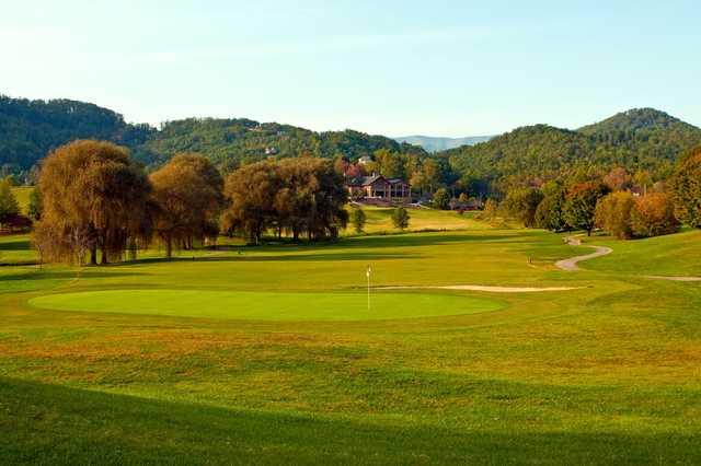Mountain Harbour Golf Club - photo 2
