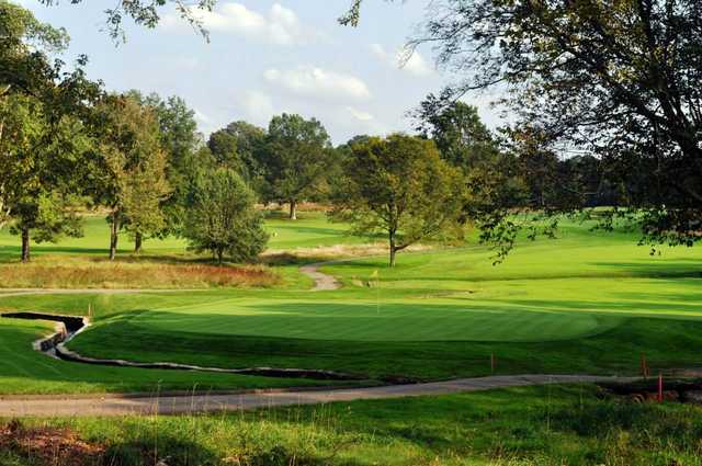 Shuttle Meadow Country Club - photo 2