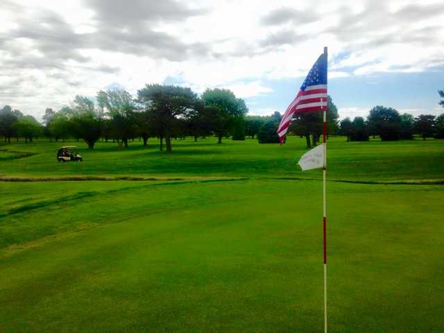 Aurora Country Club