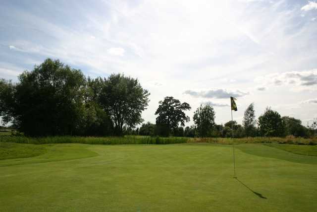 Theale Golf Club - photo 7