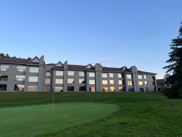 Valley Club (FKA Horseshoe Resort) - photo 2
