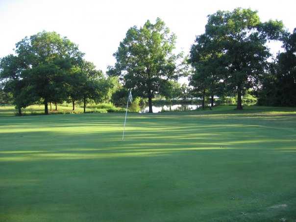 Pawnee Golf Course - photo 2