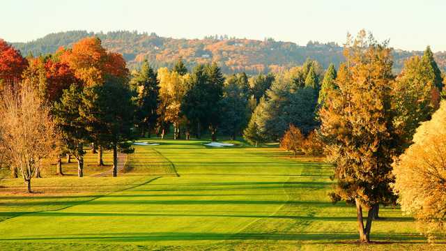 Illahe Hills Country Club