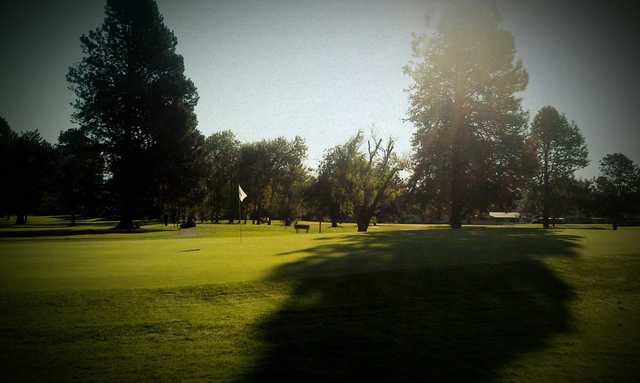 Meadowlawn Golf Course - photo 2