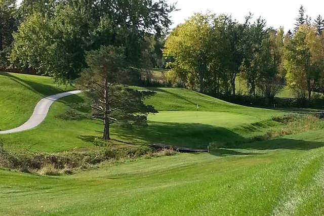 Emerald Valley Golf Course - photo 3