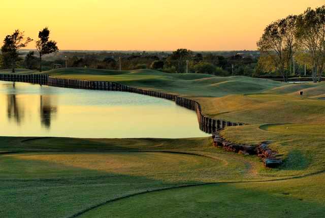 Oak Tree Country Club