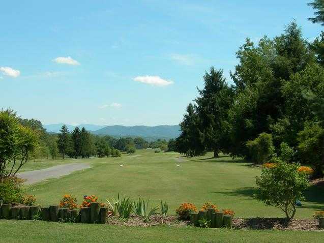 Baneberry Golf & Resort Club - photo 2