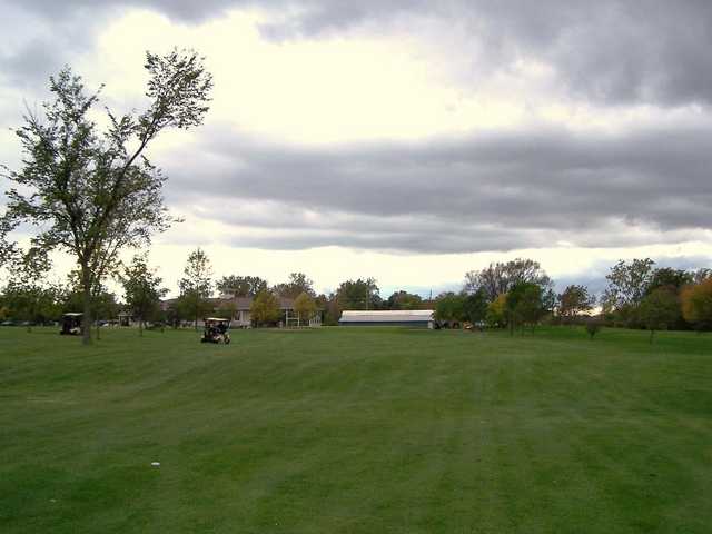 Oaklands Golf Club - photo 2