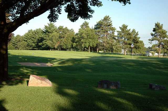 Reedsburg Country Club - photo 4