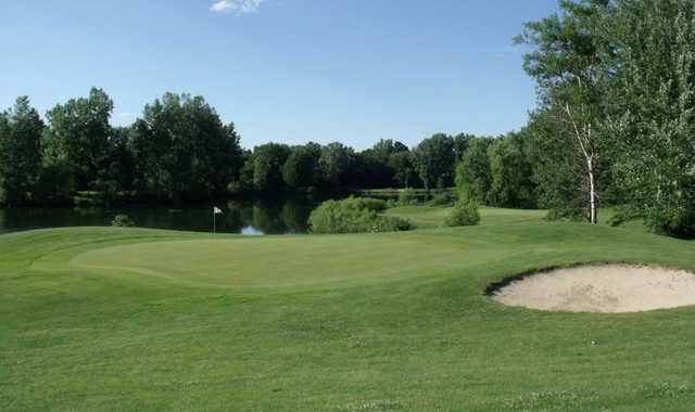 Chisholm Hills Golf Club - photo 1