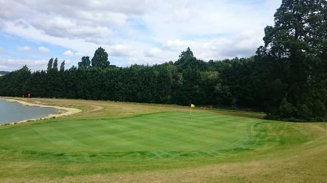 Westerham - Churchill 9 Hole Par 3 - photo 5