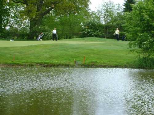 Billingbear Park Golf Course - Par 3 Course - photo 2
