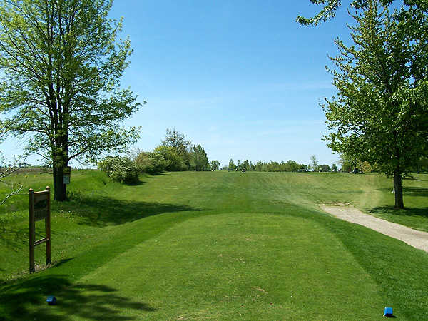 Tilbury Golf Club - photo 2