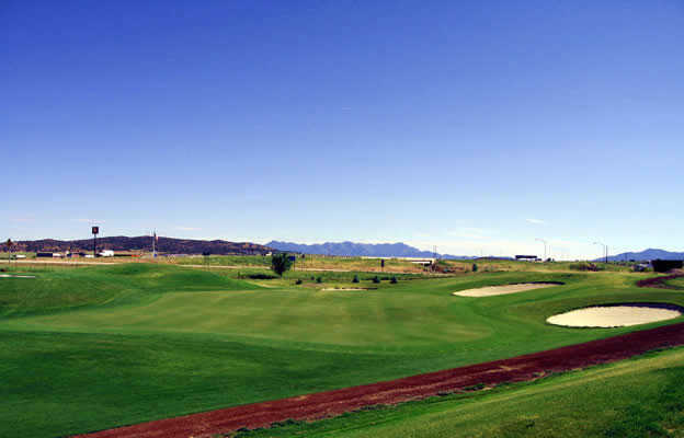 Paradise Golf Resort