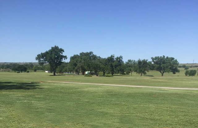 Shamrock Country Club - photo 2
