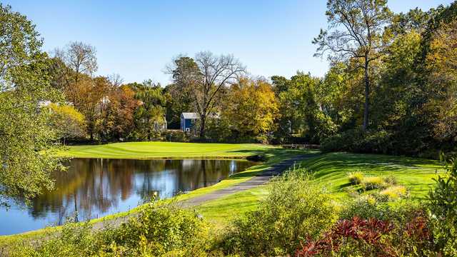 Oak Hills Park Golf Course - photo 2