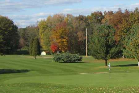 Tomac Woods Golf Course - photo 3