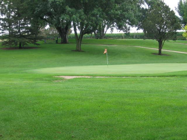 Meadowbrook Golf & Country Club - photo 2