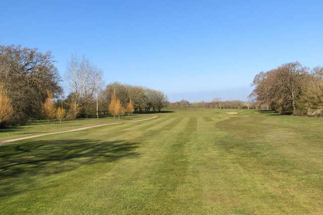Clandon Regis Golf Club - photo 4