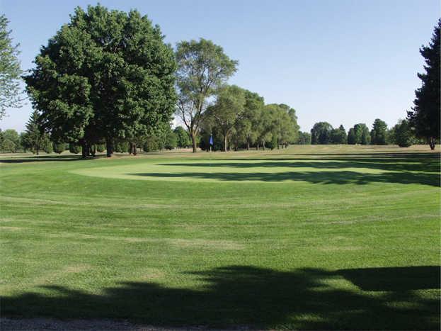 Blossom Trails Golf Club - photo 4
