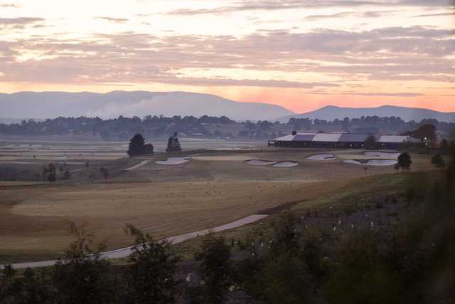 Eastern Golf Club - photo 7