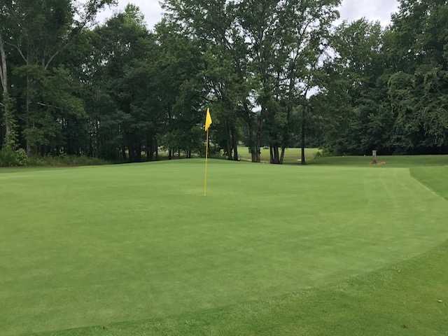 White Plains Golf Club - photo 4