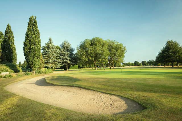 Stockwood Park Golf Centre - photo 5