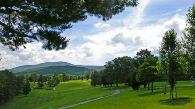 Capon Springs Resort Golf Course - photo 3