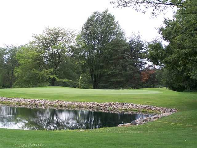Whiffletree Hill Golf Course - photo 2